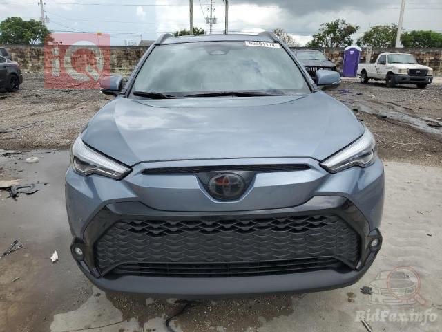 تويوتا كورولا كروس